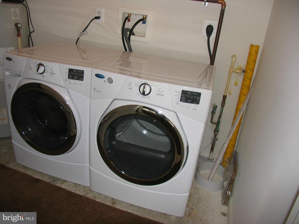 MAZEL - Residential Lease