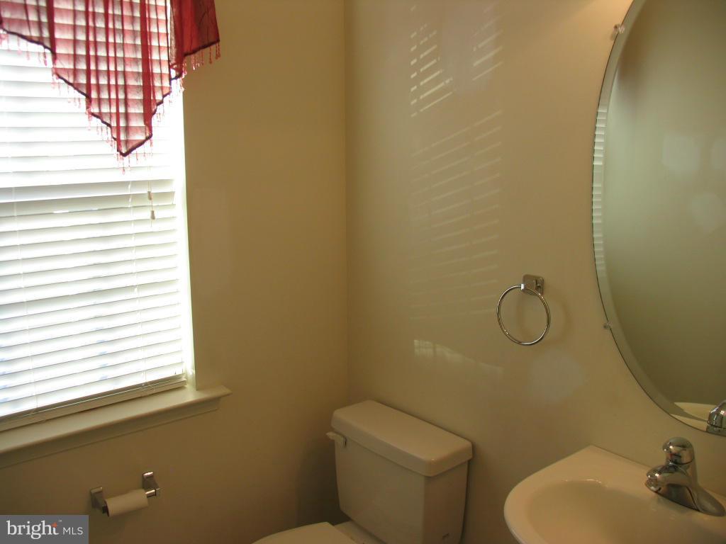 MAZEL - Residential Lease