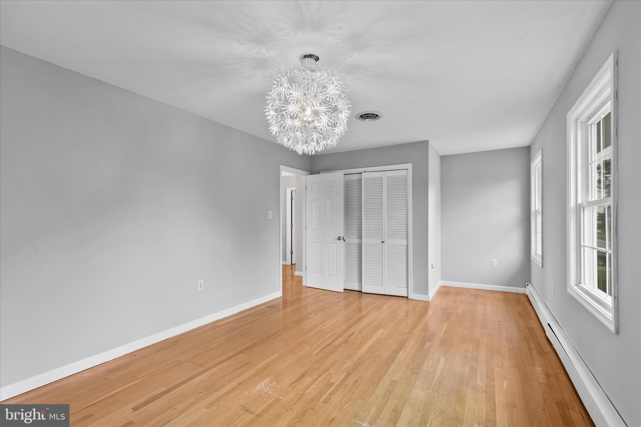 CAPTAINS HILL - Residential