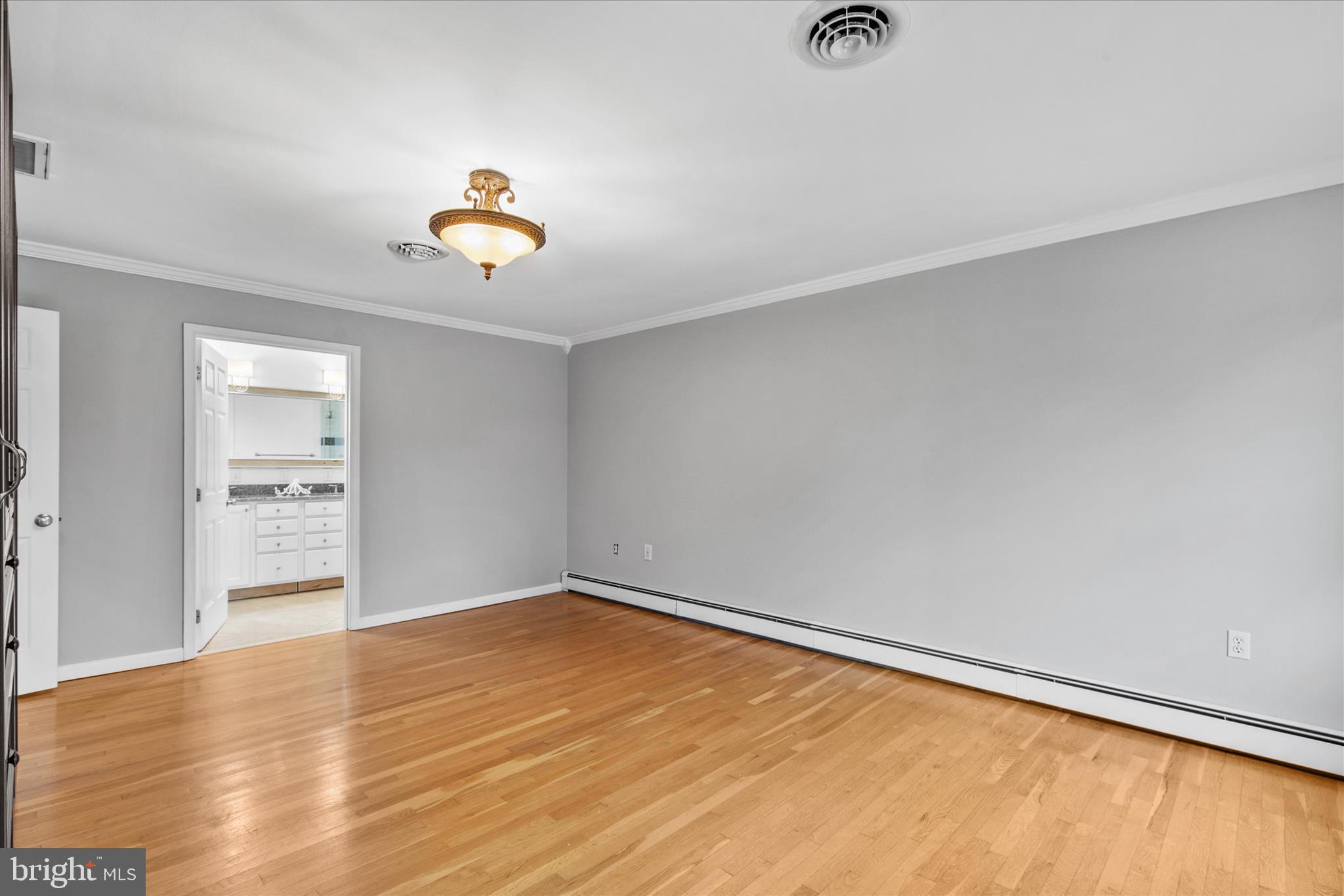 CAPTAINS HILL - Residential