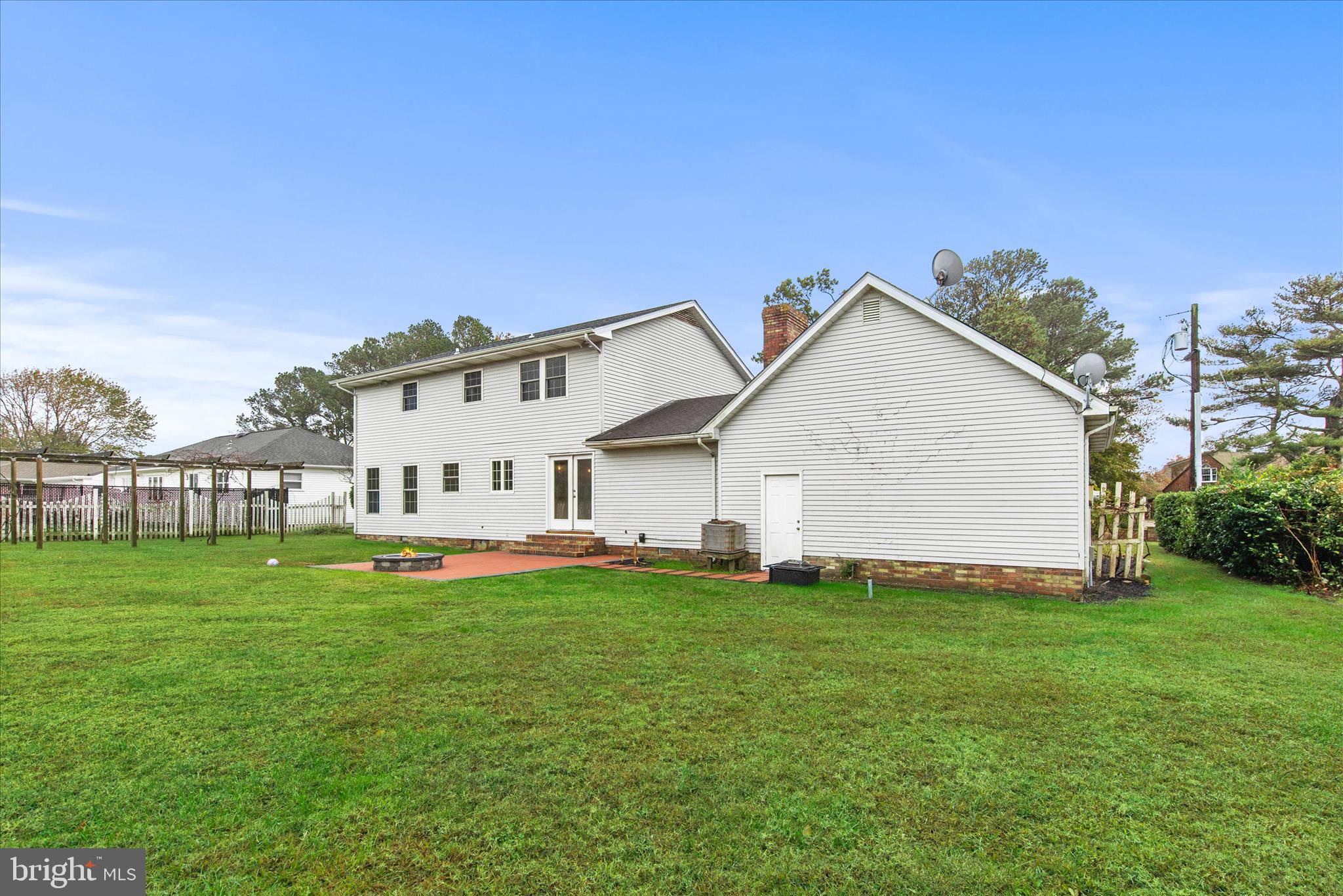 CAPTAINS HILL - Residential