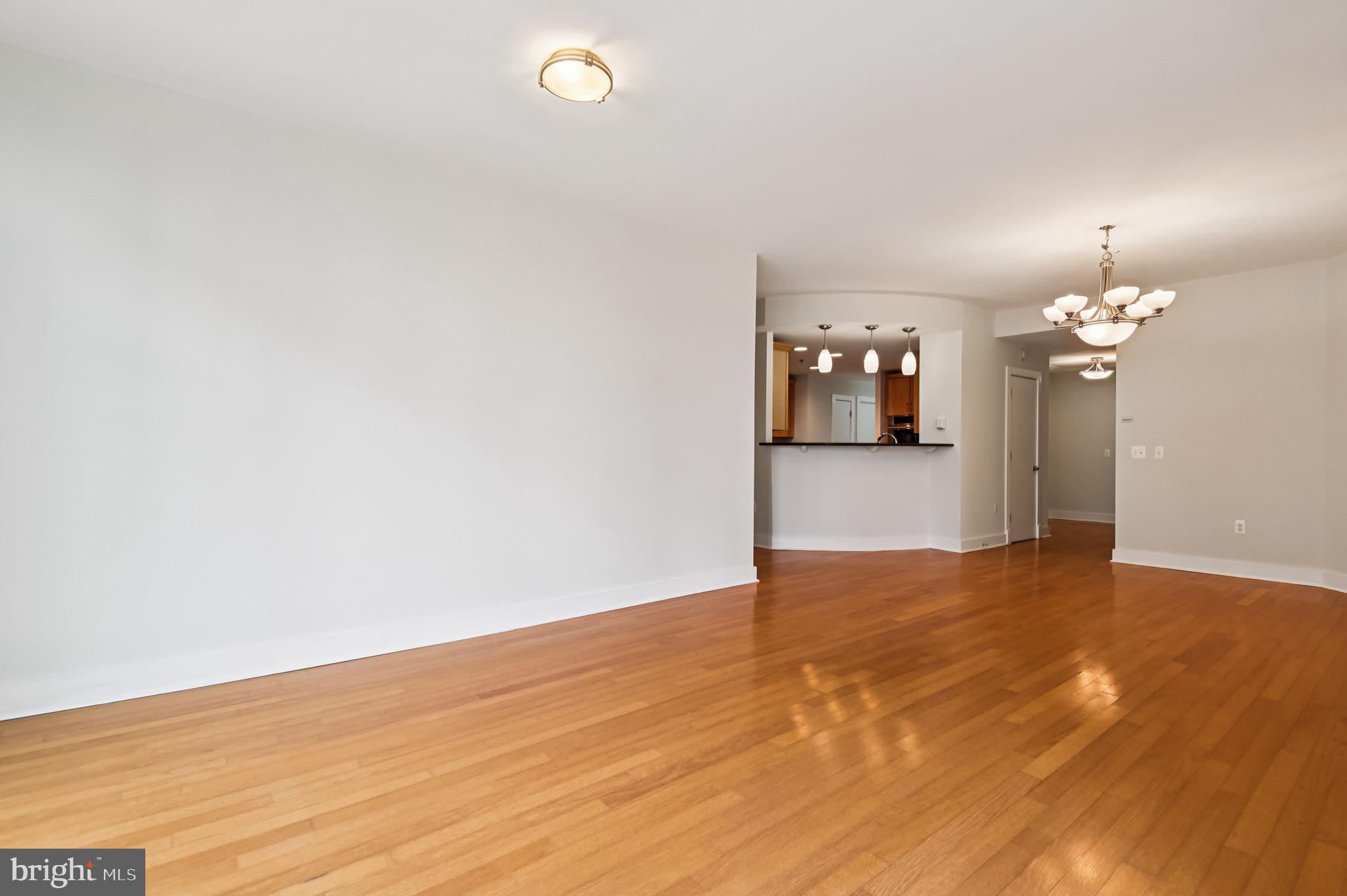 HARBOR EAST - Residential