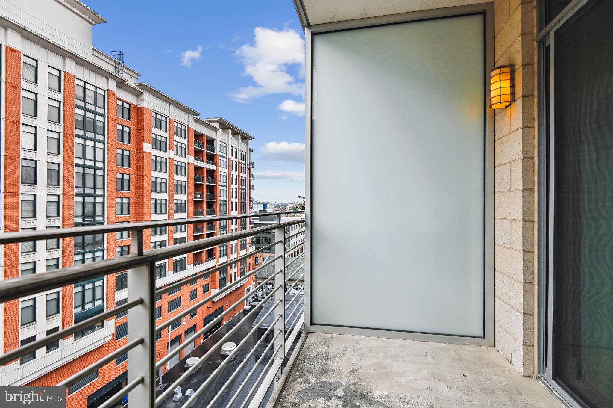HARBOR EAST - Residential