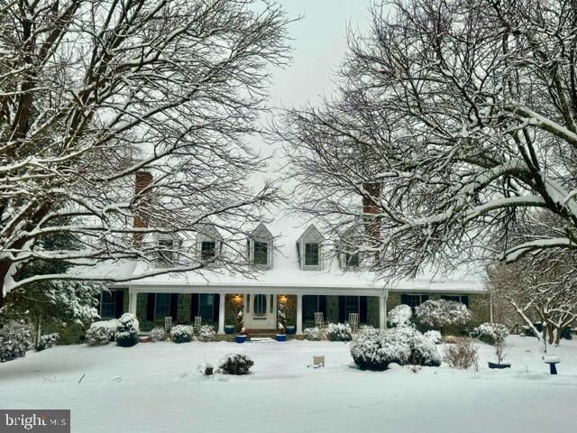 10101 WINDY KNOLL LANE