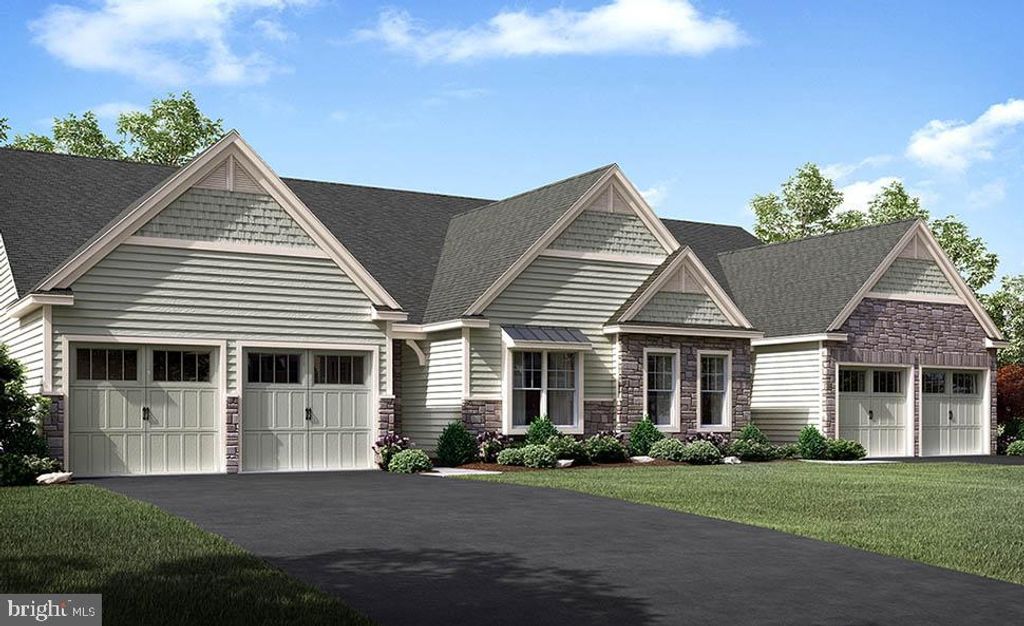 Photo of 420 Autumn Harvest Lane #28, Lititz, PA 17543 (MLS # PALA2051926)