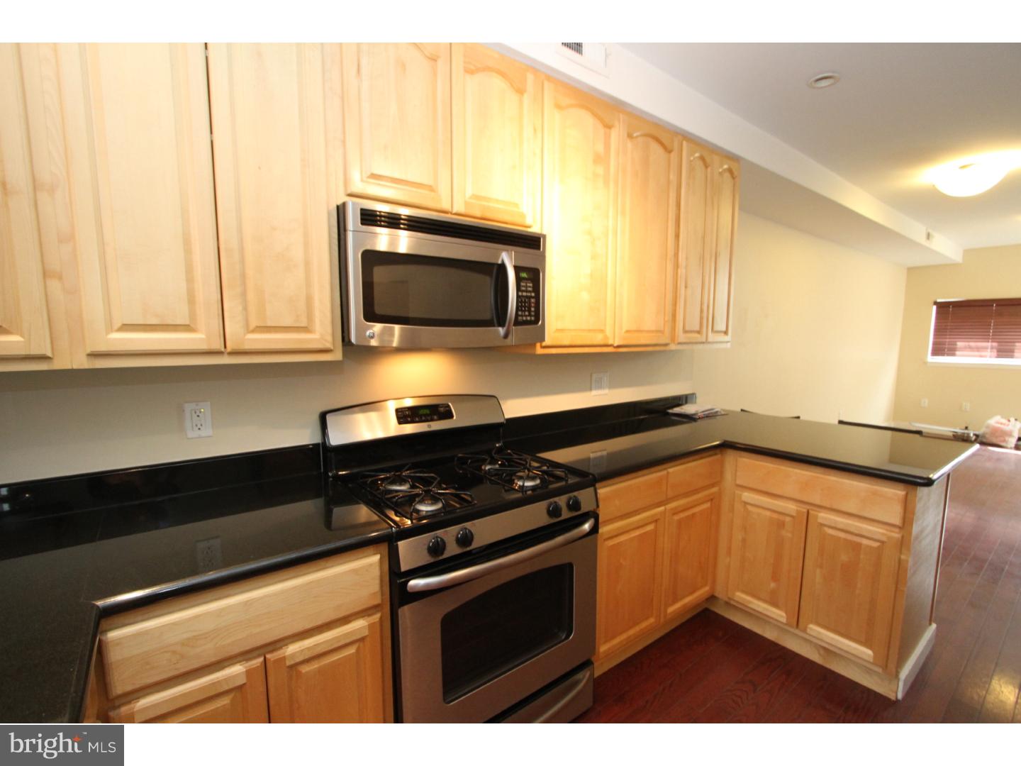 PORT RICHMOND - Residential
