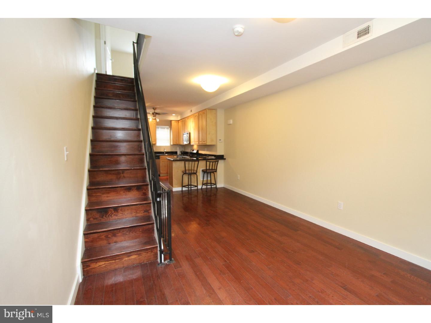 PORT RICHMOND - Residential