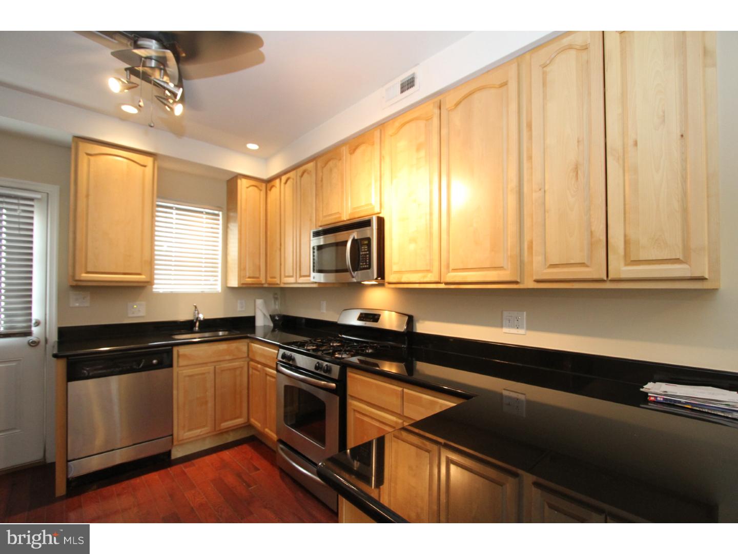 PORT RICHMOND - Residential