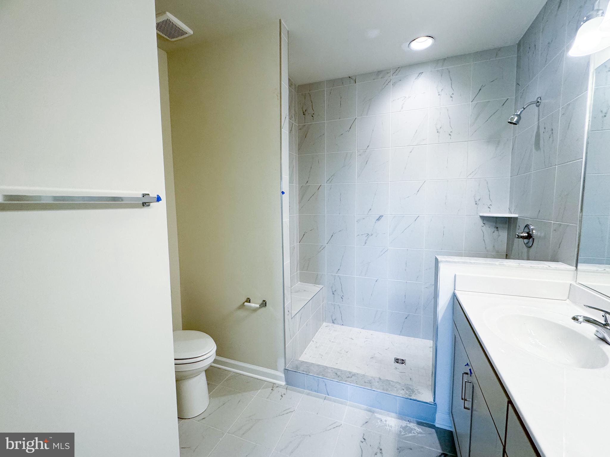 HIATT POINTE AT SNOWDEN BRIDGE - Residential