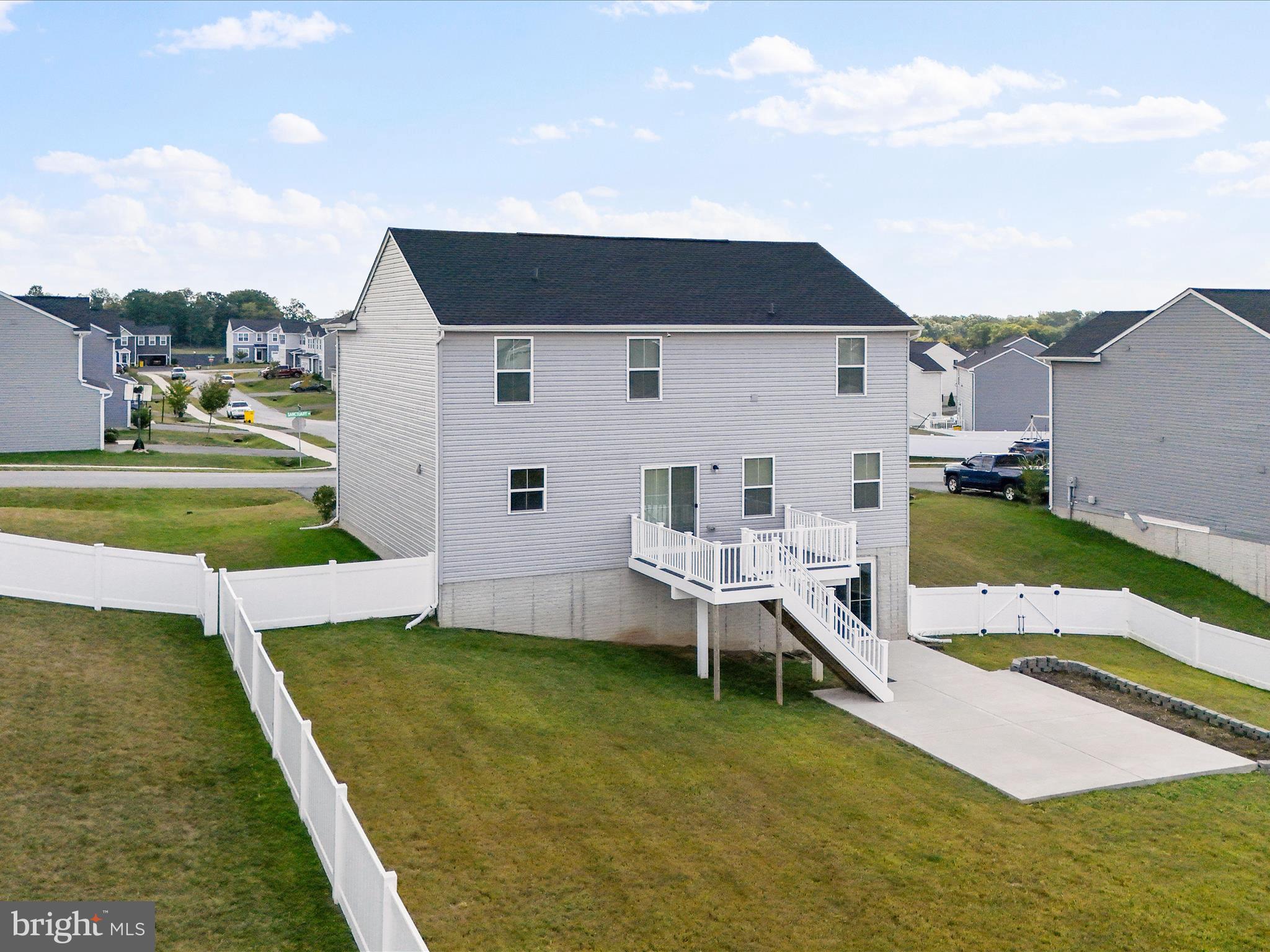 CARDINAL POINTE - Residential