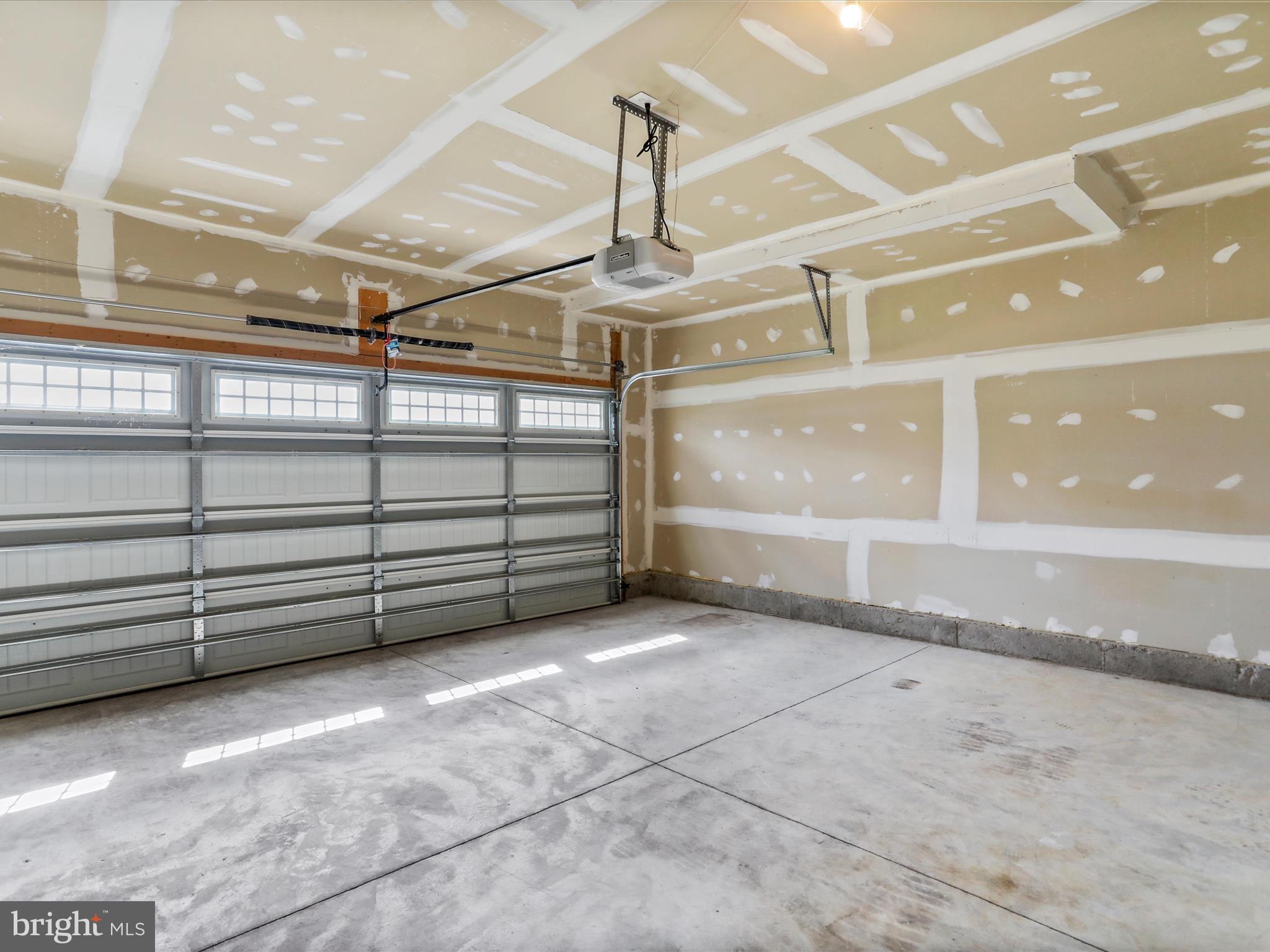 CARDINAL POINTE - Residential