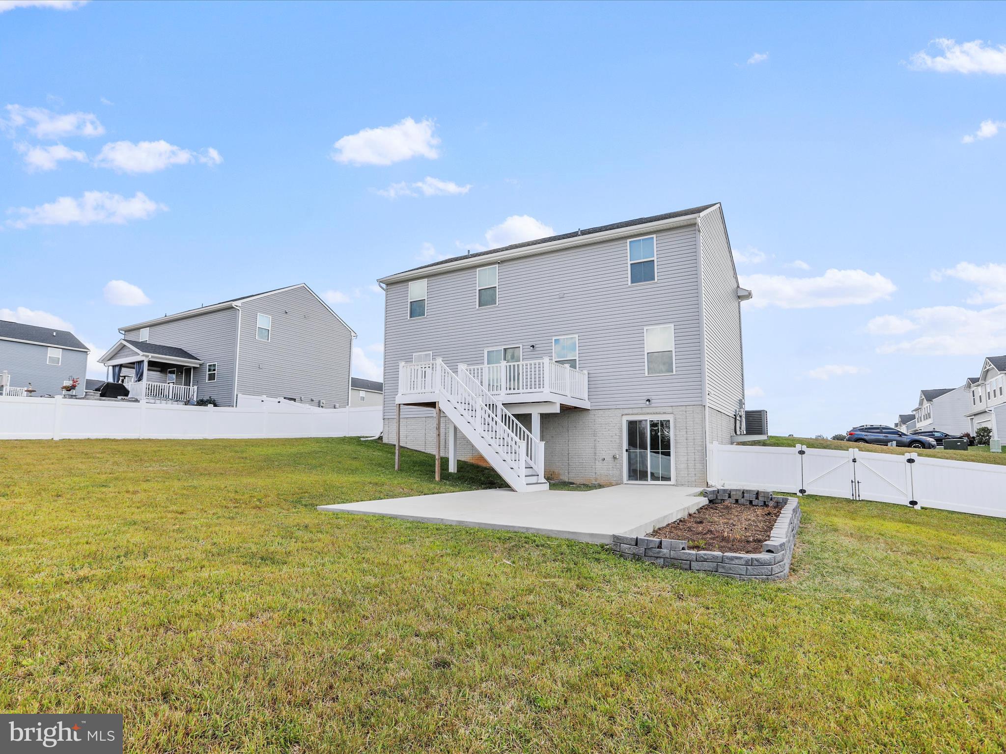 CARDINAL POINTE - Residential