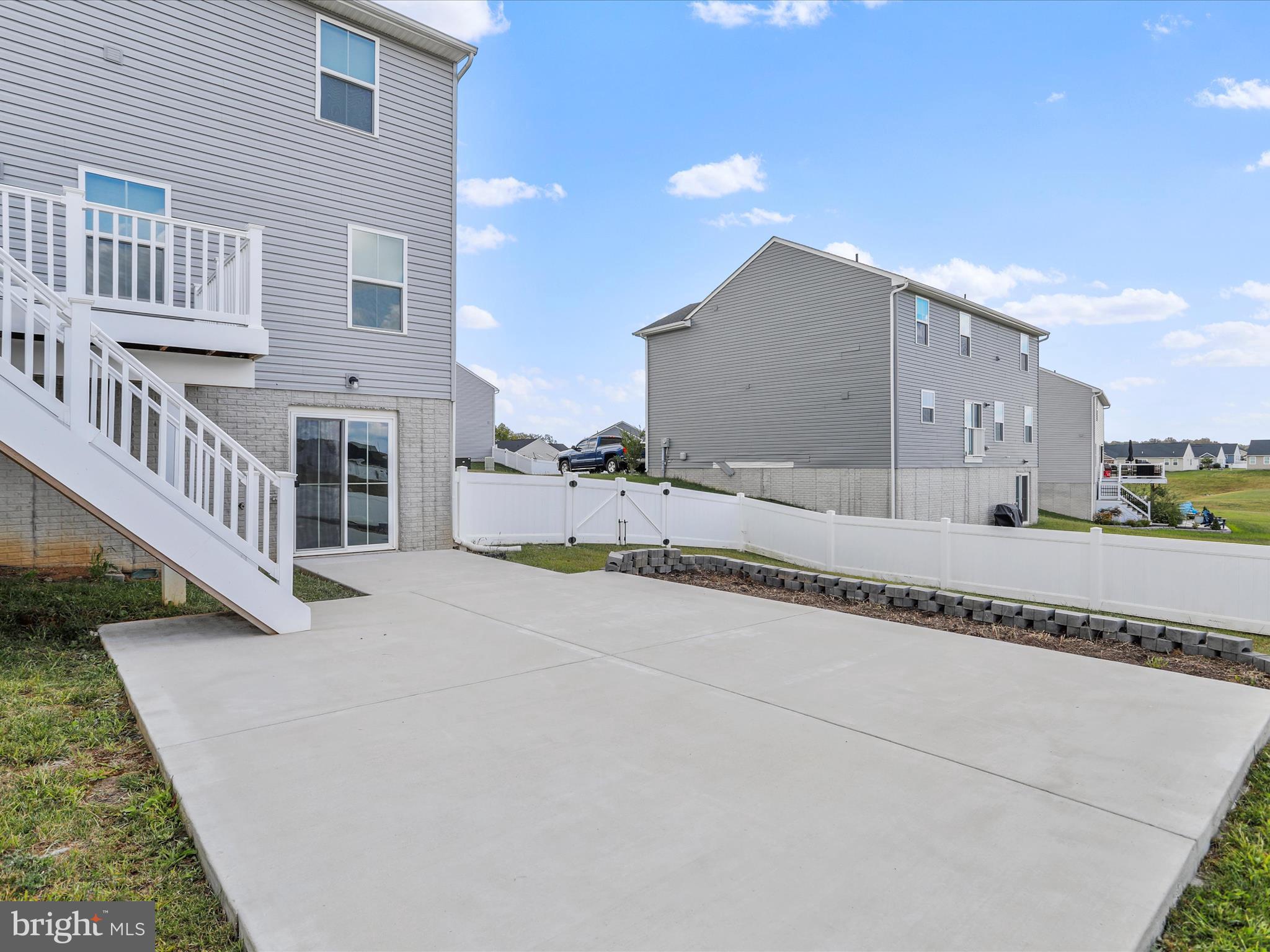 CARDINAL POINTE - Residential