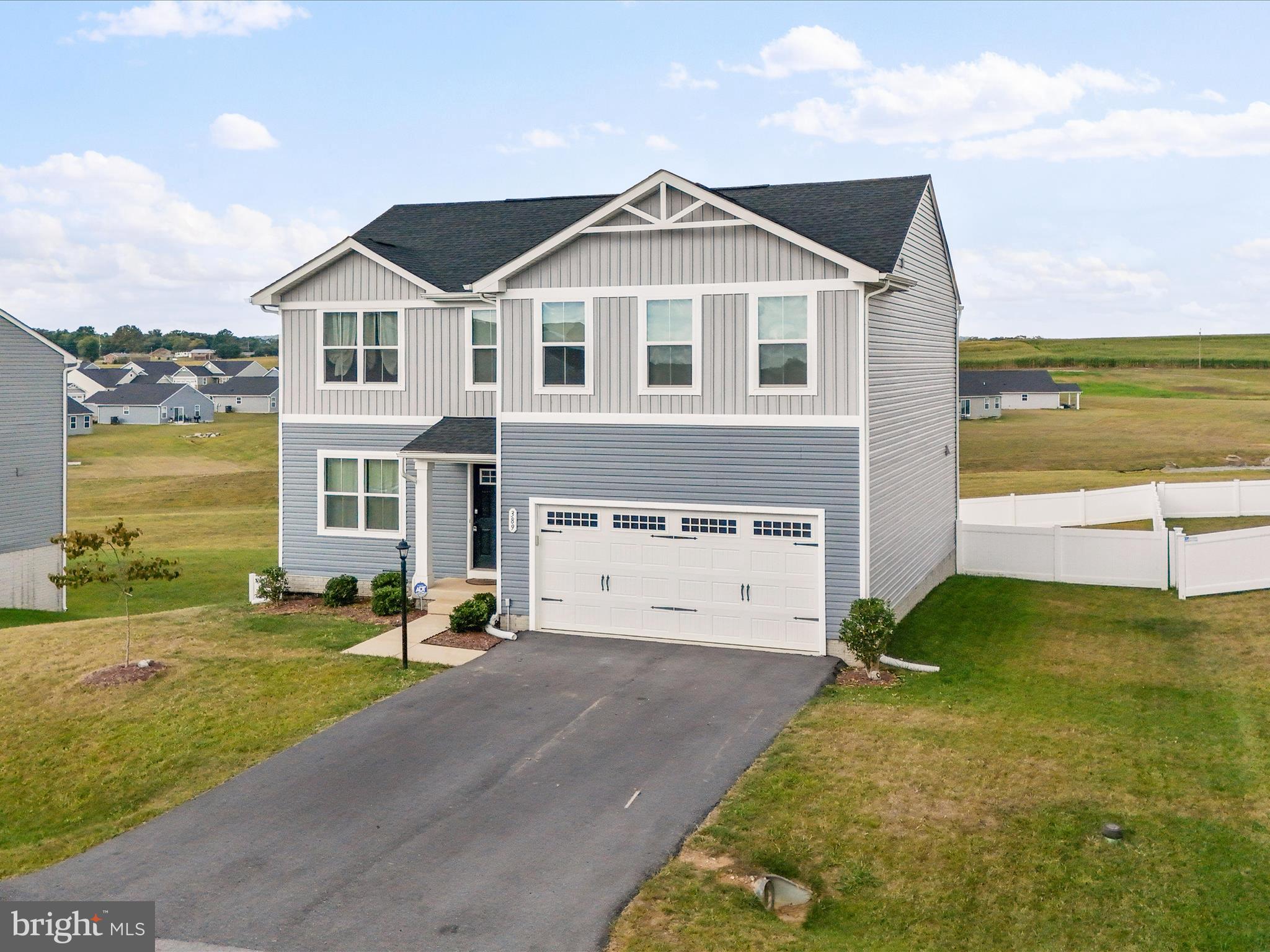 CARDINAL POINTE - Residential