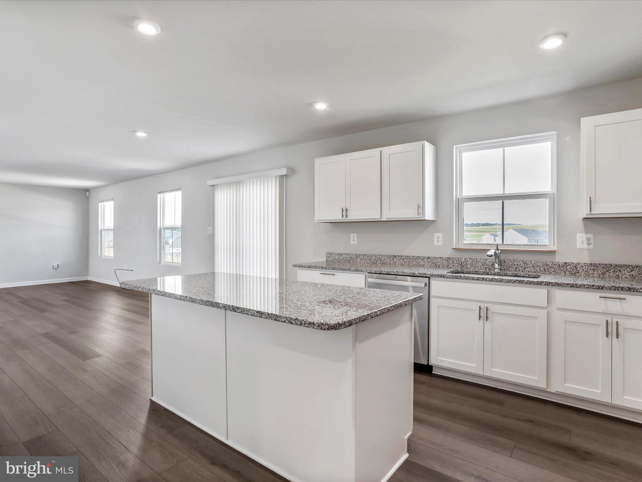 CARDINAL POINTE - Residential