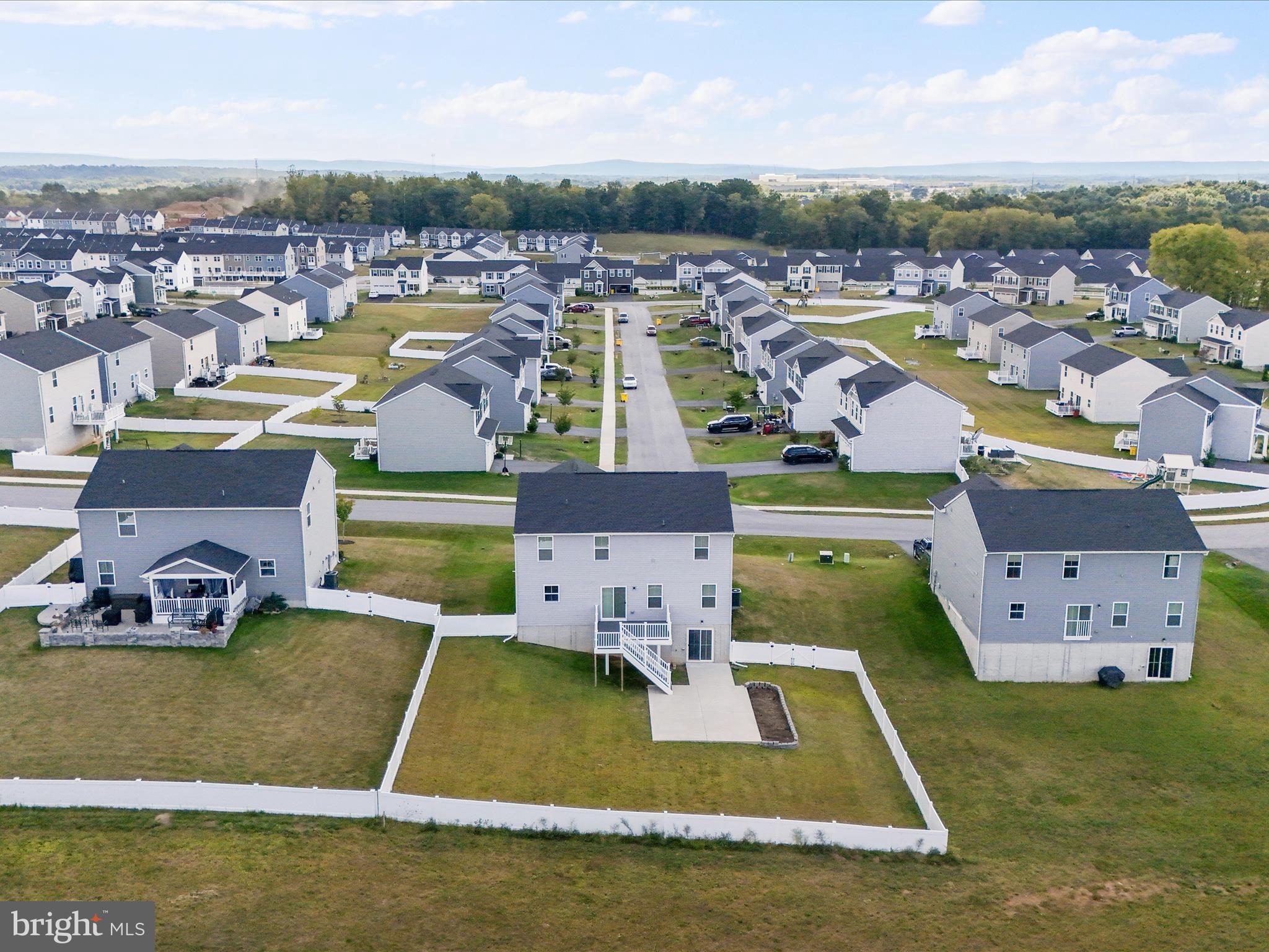 CARDINAL POINTE - Residential