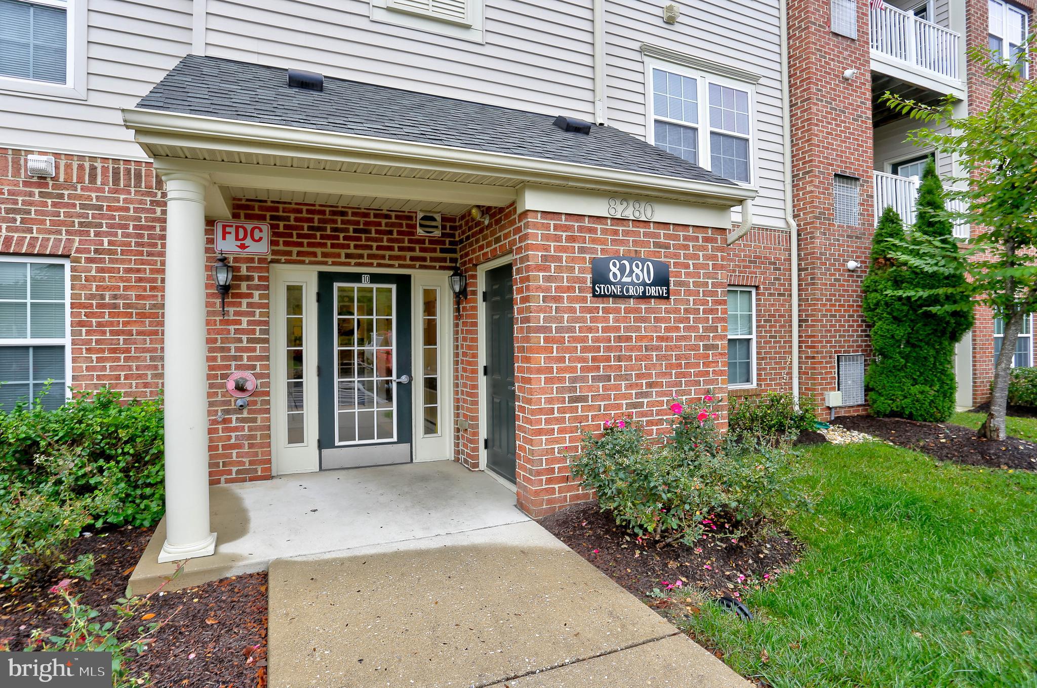 HEARTHSTONE AT VILLAGE CREST CONDOMINIUMS - Residential