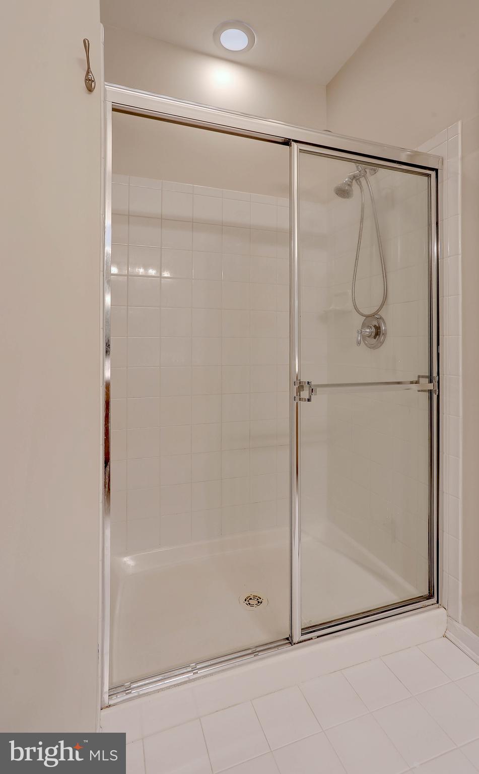 HEARTHSTONE AT VILLAGE CREST CONDOMINIUMS - Residential