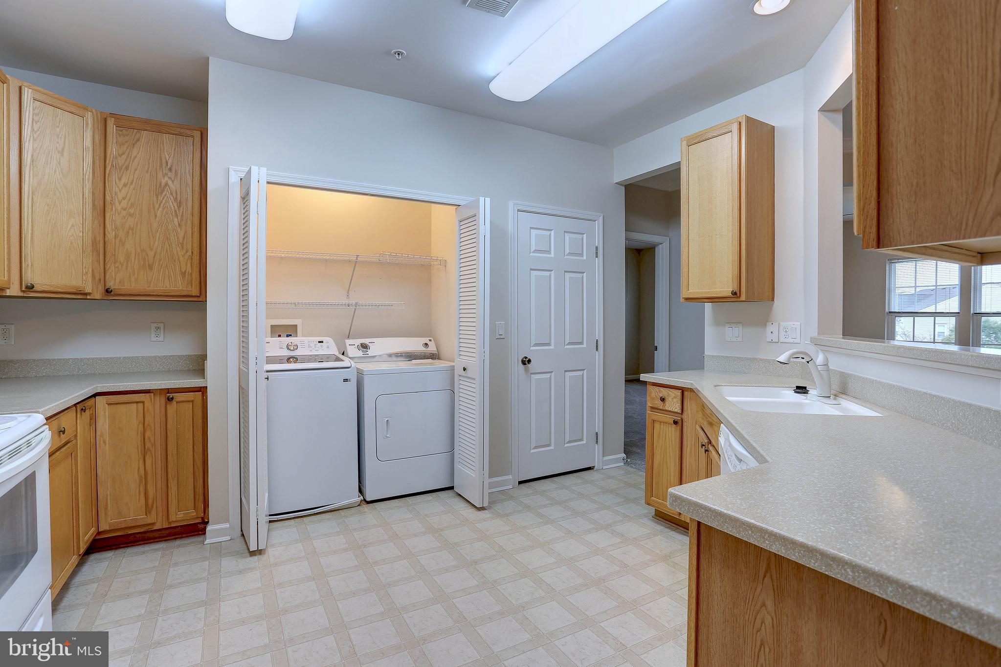 HEARTHSTONE AT VILLAGE CREST CONDOMINIUMS - Residential