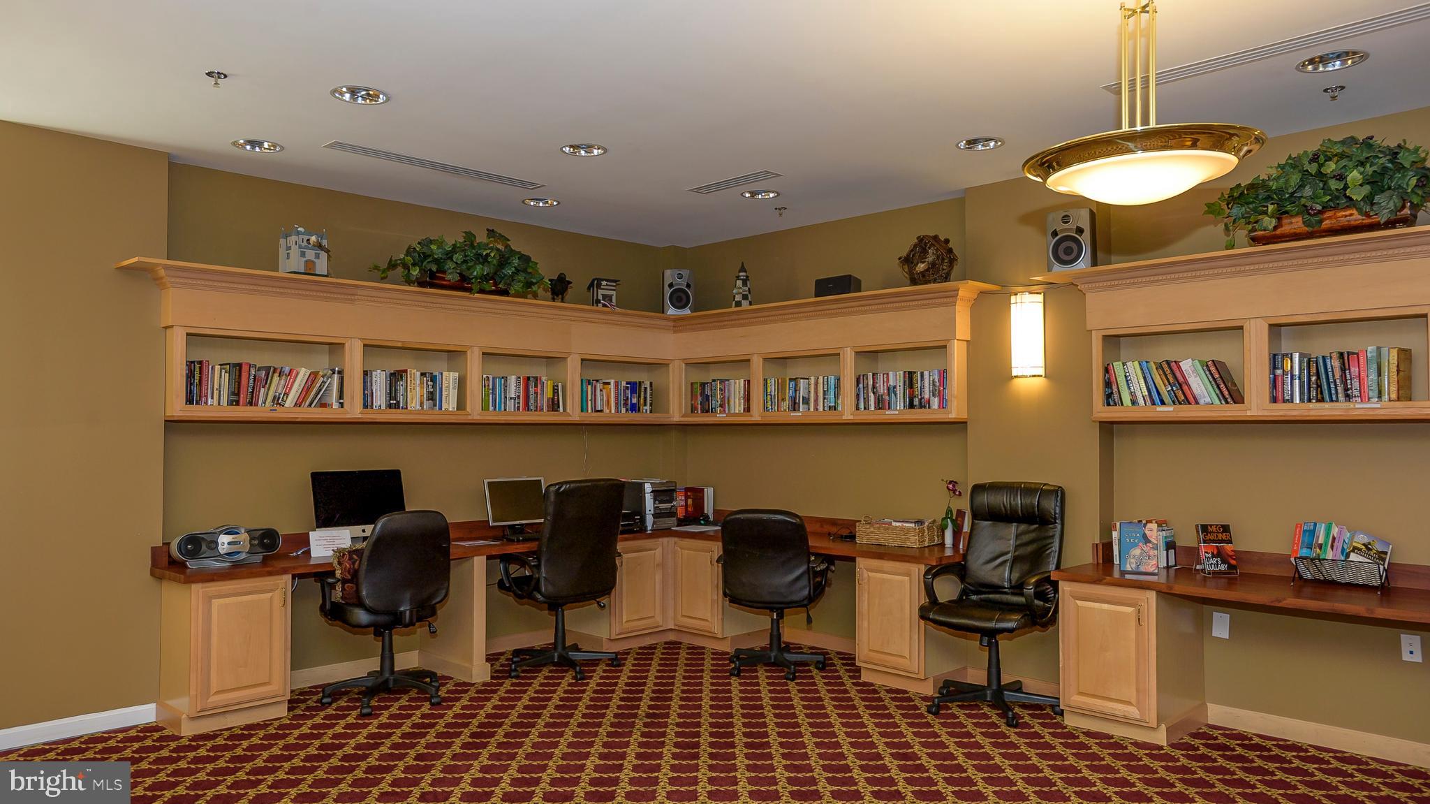 HEARTHSTONE AT VILLAGE CREST CONDOMINIUMS - Residential