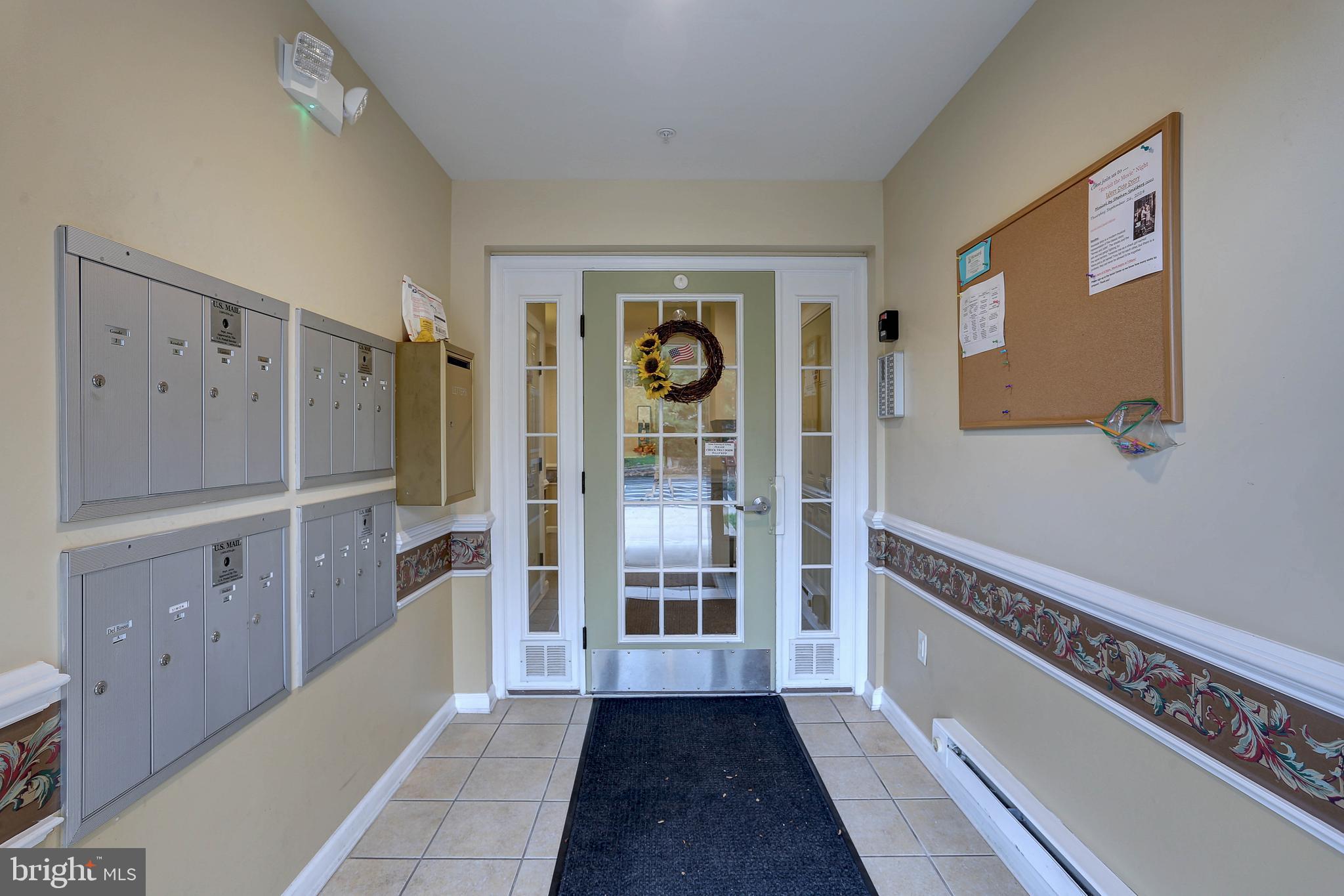 HEARTHSTONE AT VILLAGE CREST CONDOMINIUMS - Residential