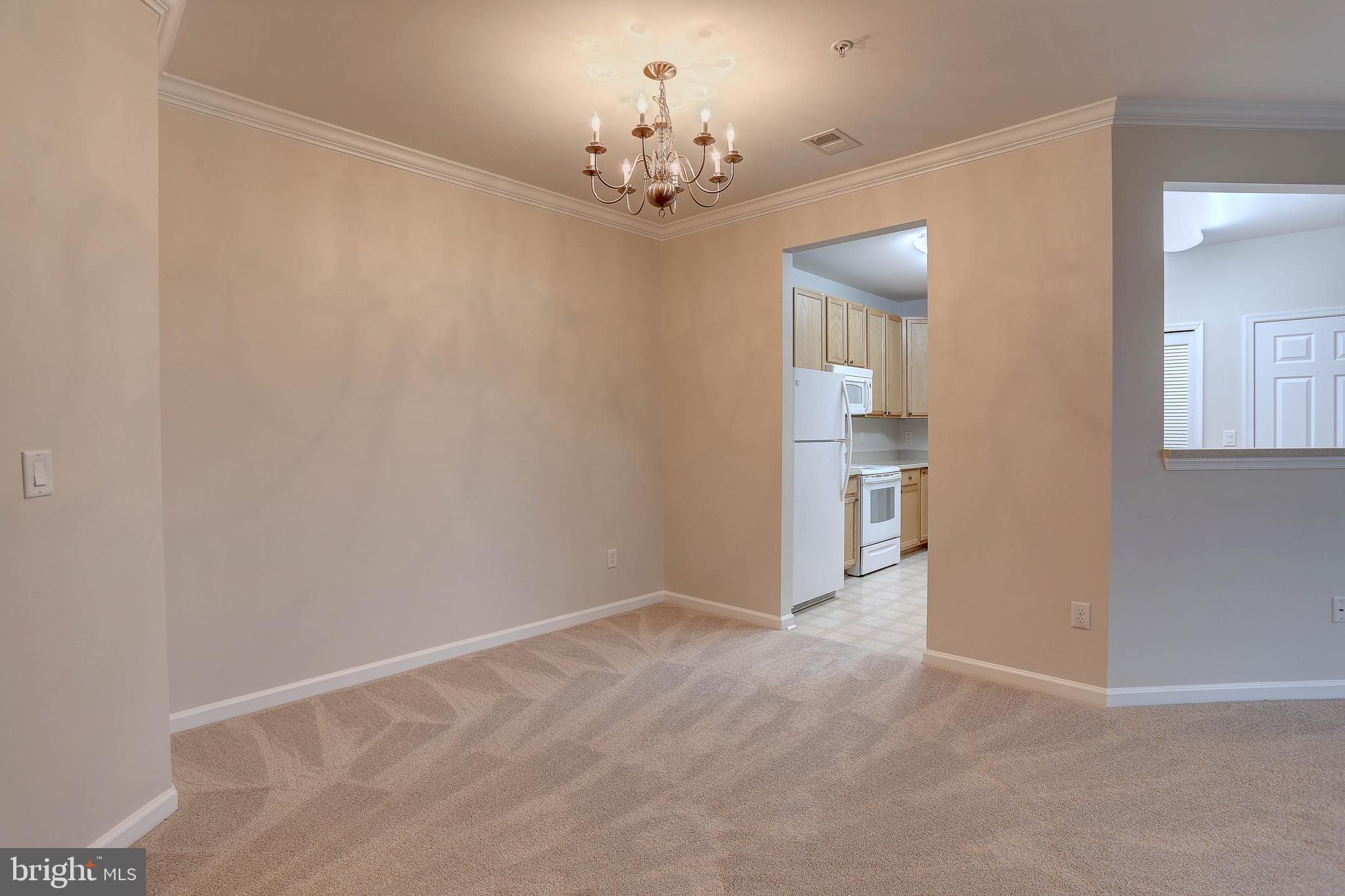 HEARTHSTONE AT VILLAGE CREST CONDOMINIUMS - Residential