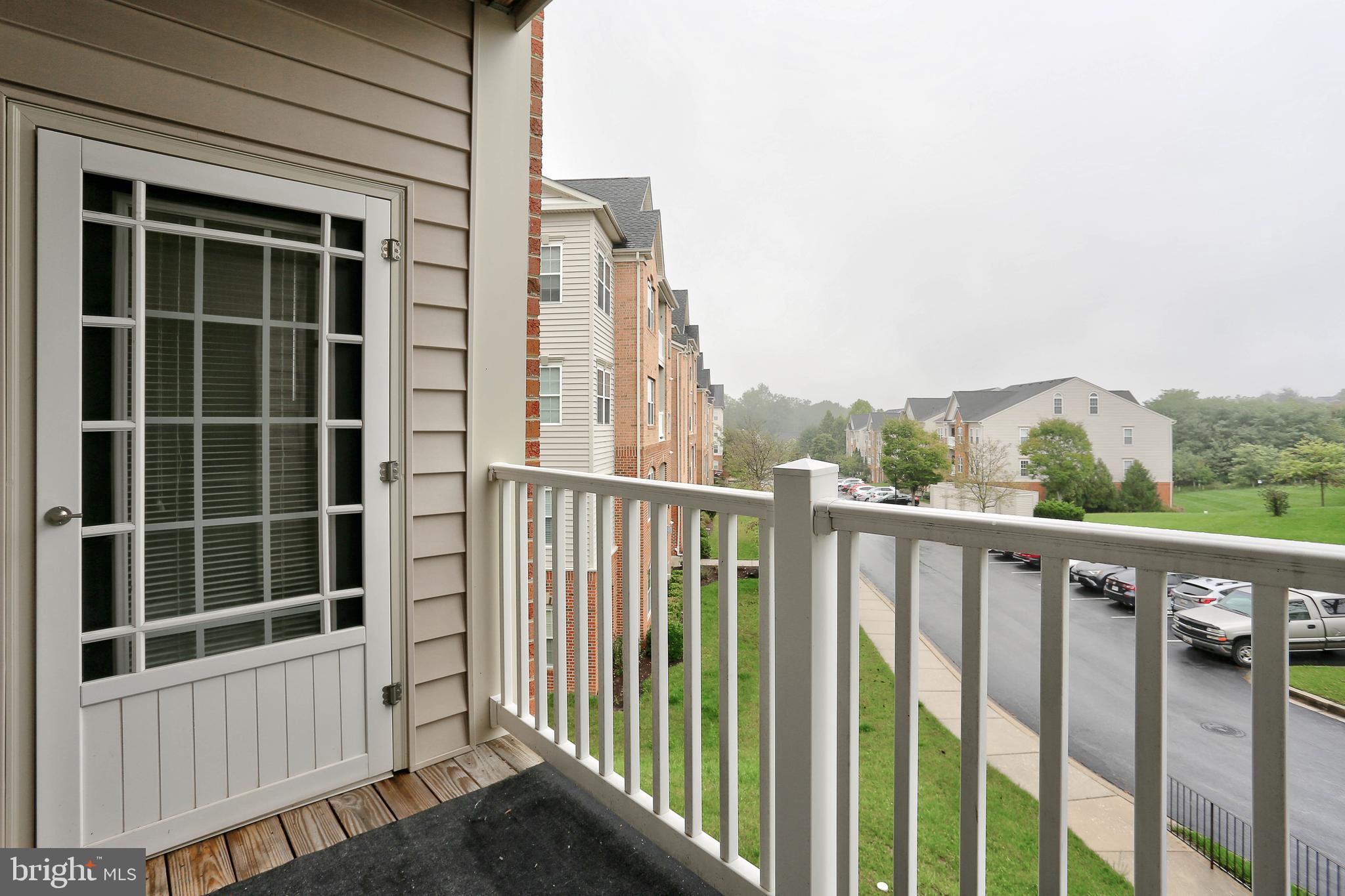 HEARTHSTONE AT VILLAGE CREST CONDOMINIUMS - Residential
