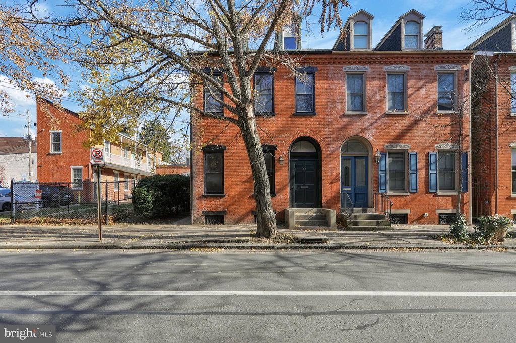 Photo of 37 S Lime Street #UNIT 2, LANCASTER, PA 17602 (MLS # PALA2080192)