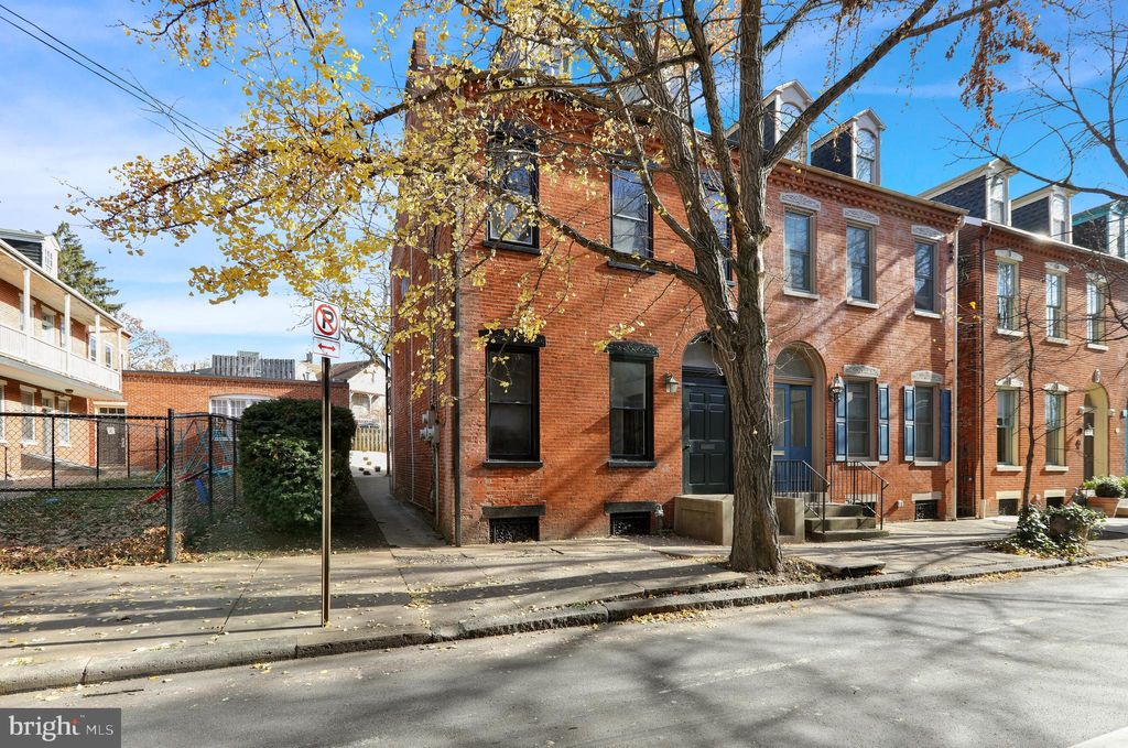 Photo of 37 S Lime Street #UNIT 2, LANCASTER, PA 17602 (MLS # PALA2080192)