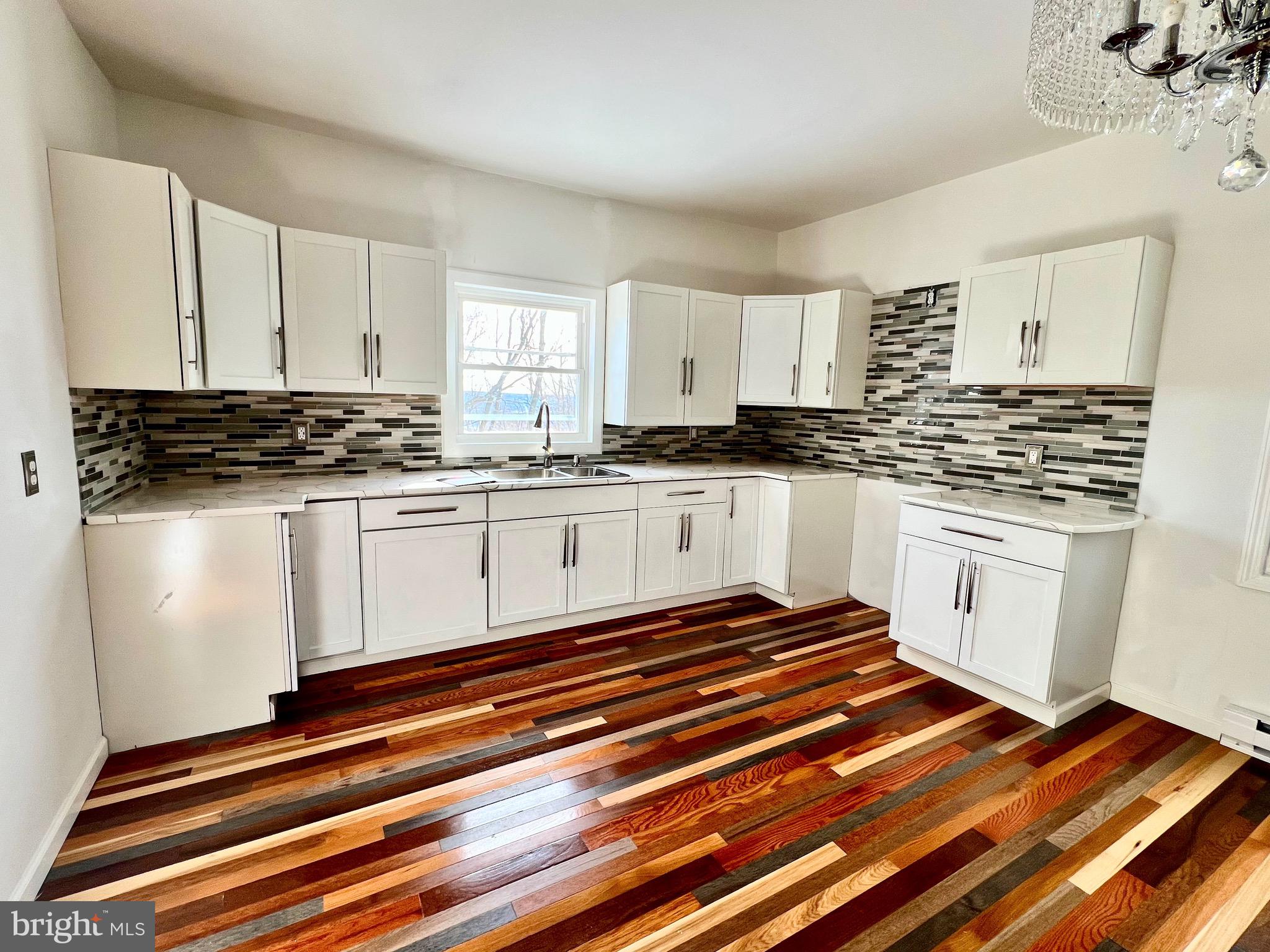 SHENANDOAH HEIGHTS - Residential