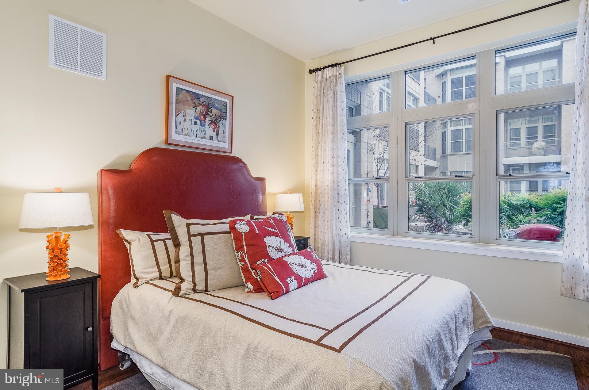 MOUNT VERNON PLACE HISTORIC DISTRICT - Residential