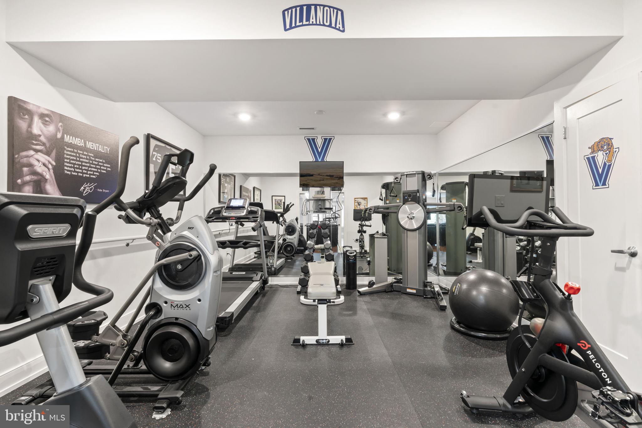 EDGEWATER - Residential