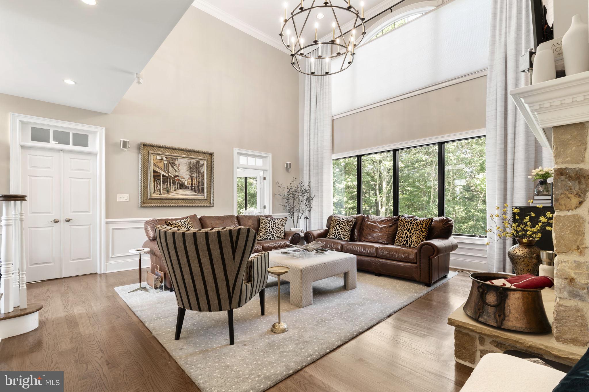 EDGEWATER - Residential