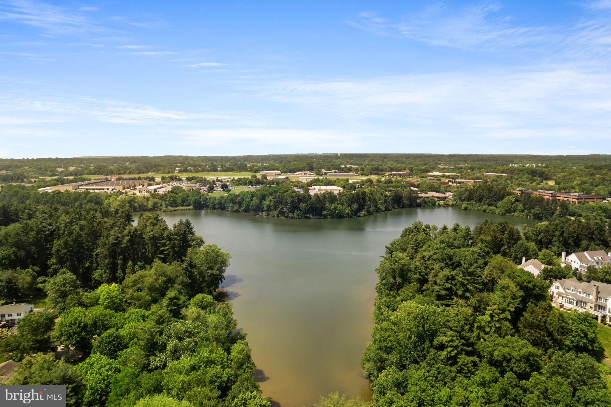 EDGEWATER - Residential