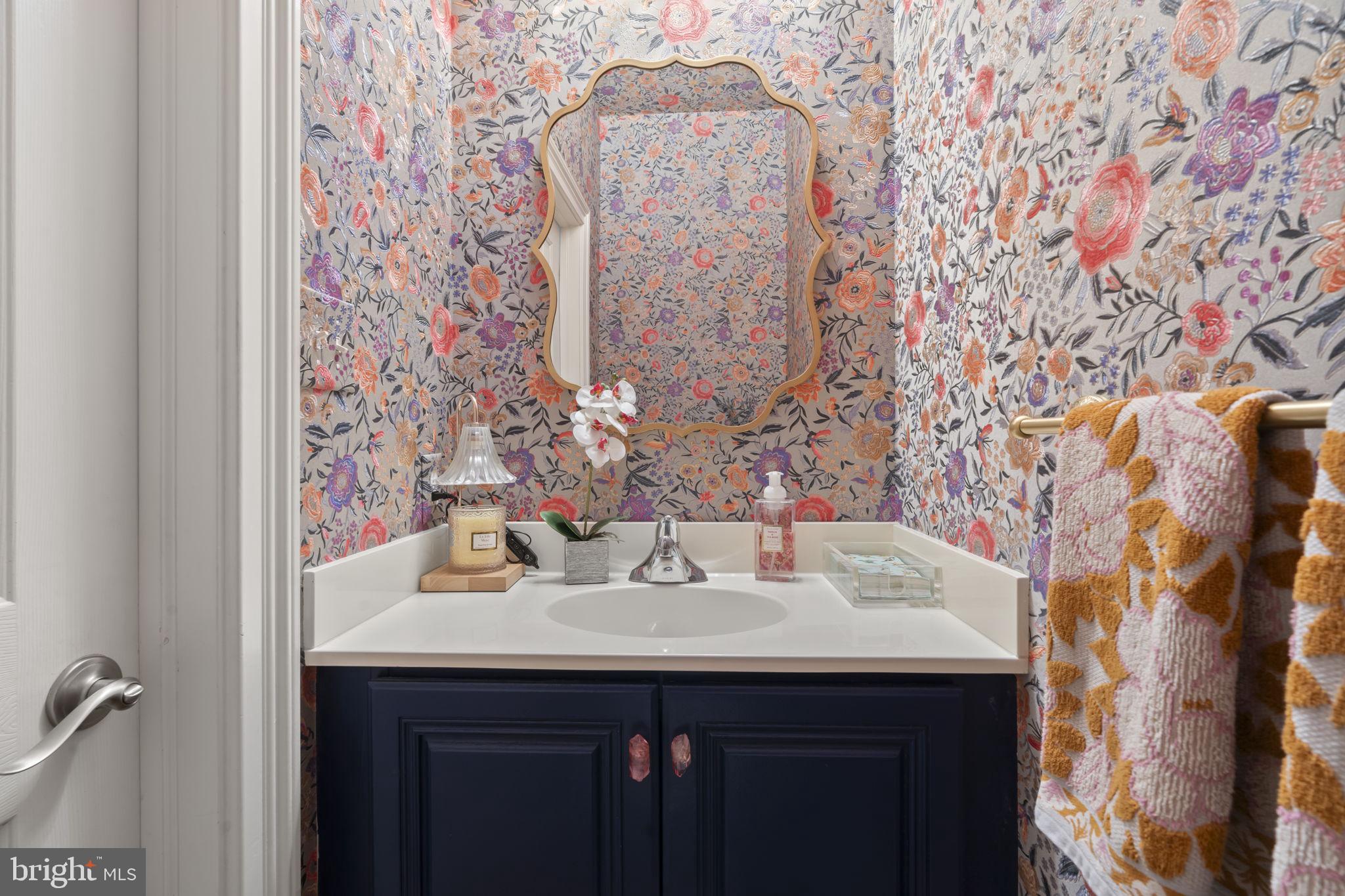 EDGEWATER - Residential