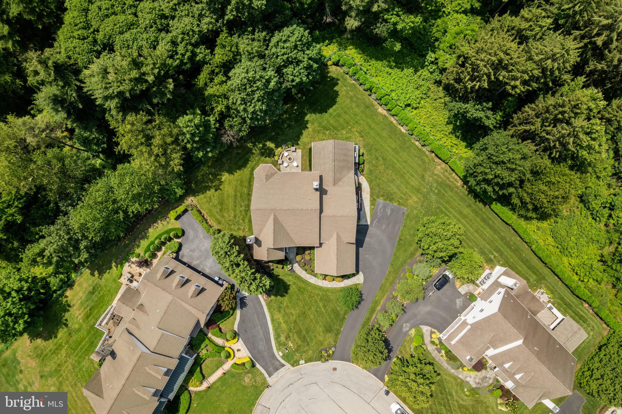 EDGEWATER - Residential