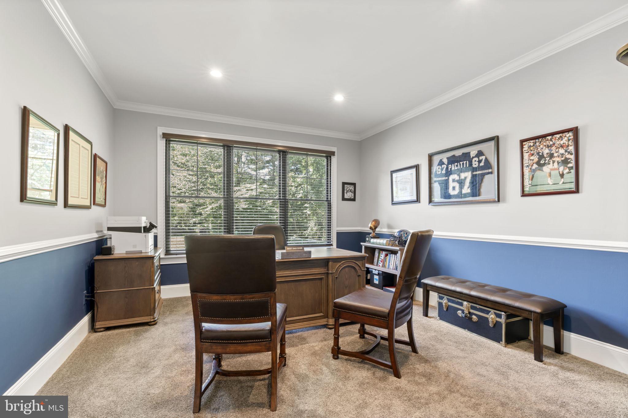 EDGEWATER - Residential