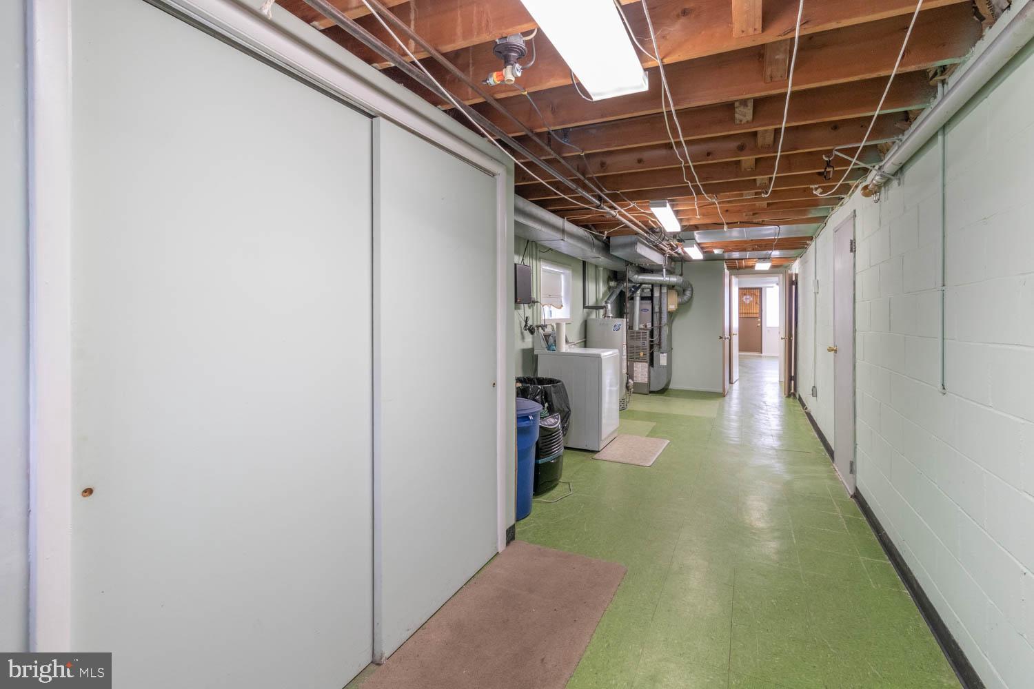 SOMERTON - Residential