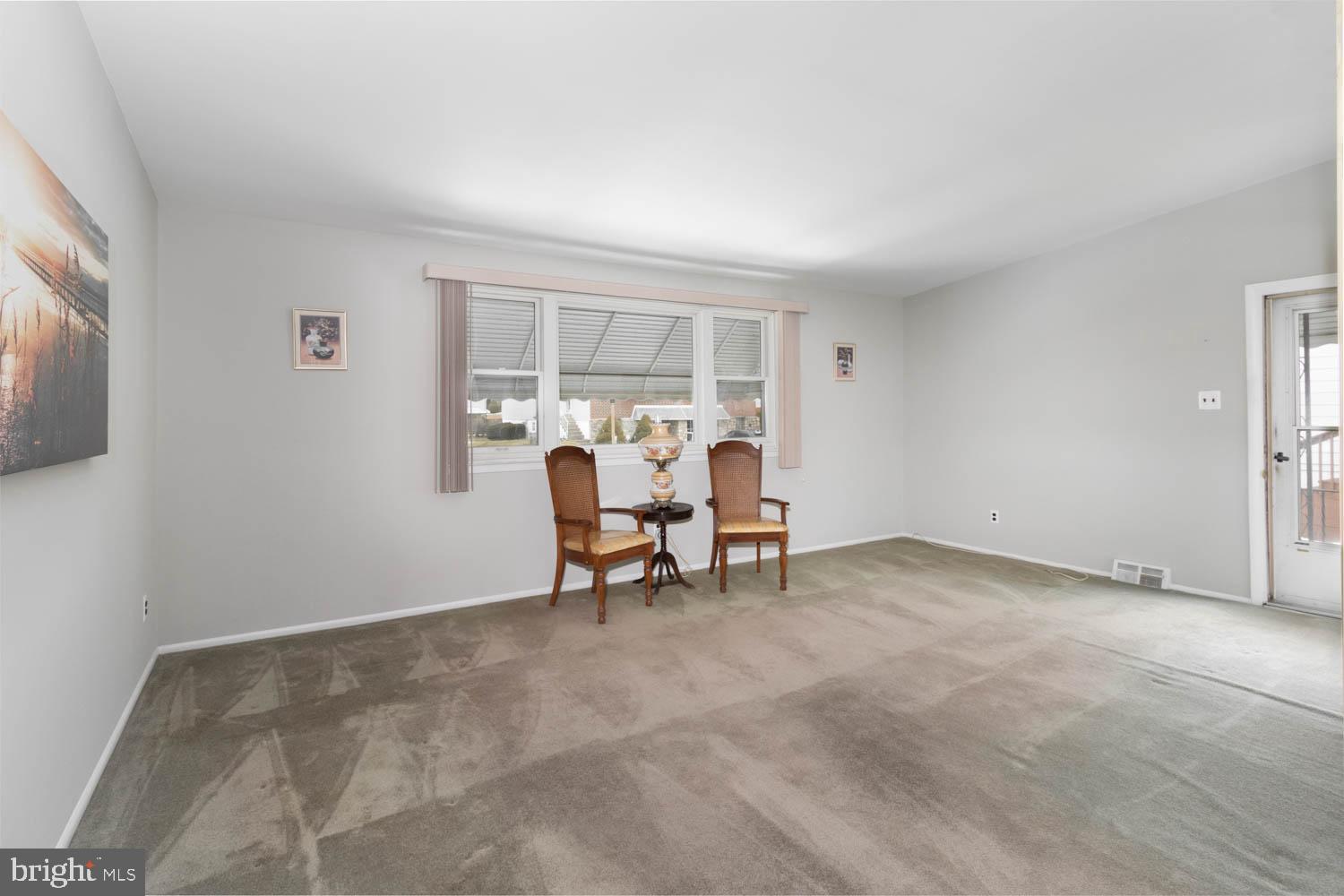 SOMERTON - Residential