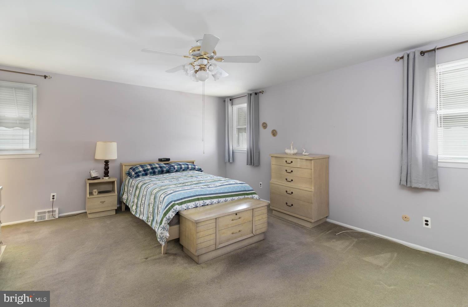 SOMERTON - Residential