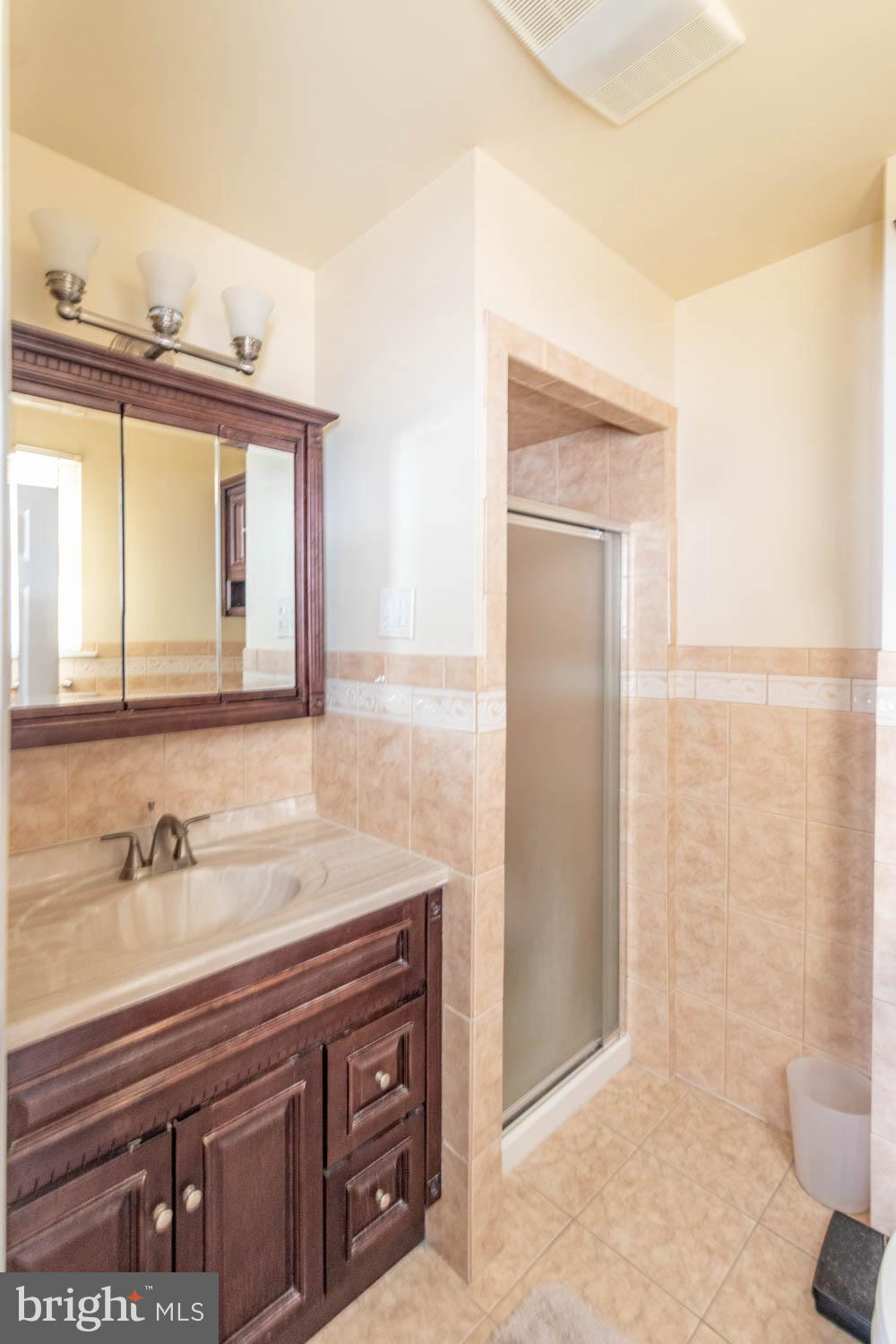 SOMERTON - Residential