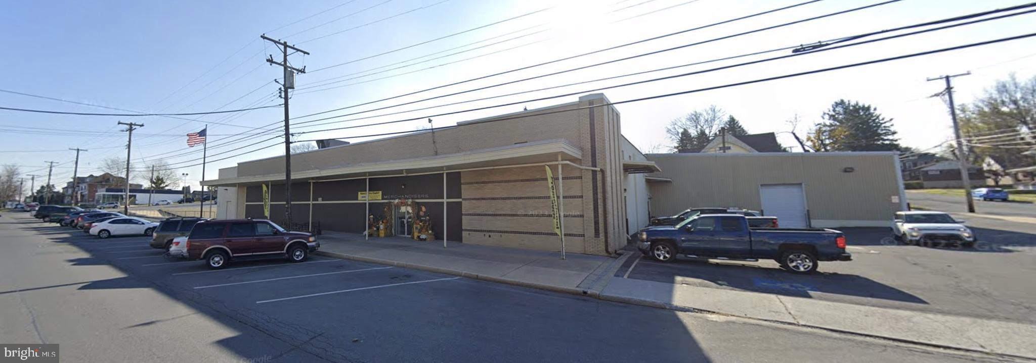 100 E CUMBERLAND STREET