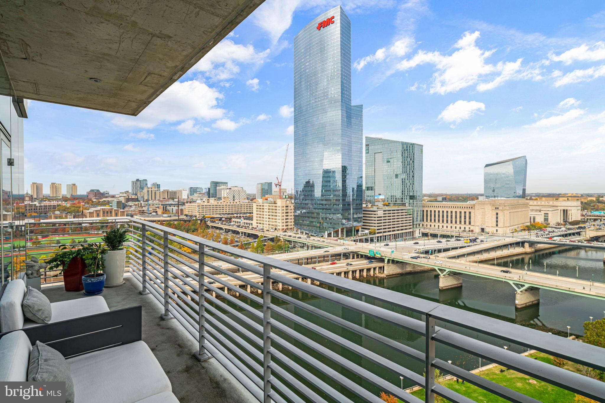 FITLER SQUARE - Residential