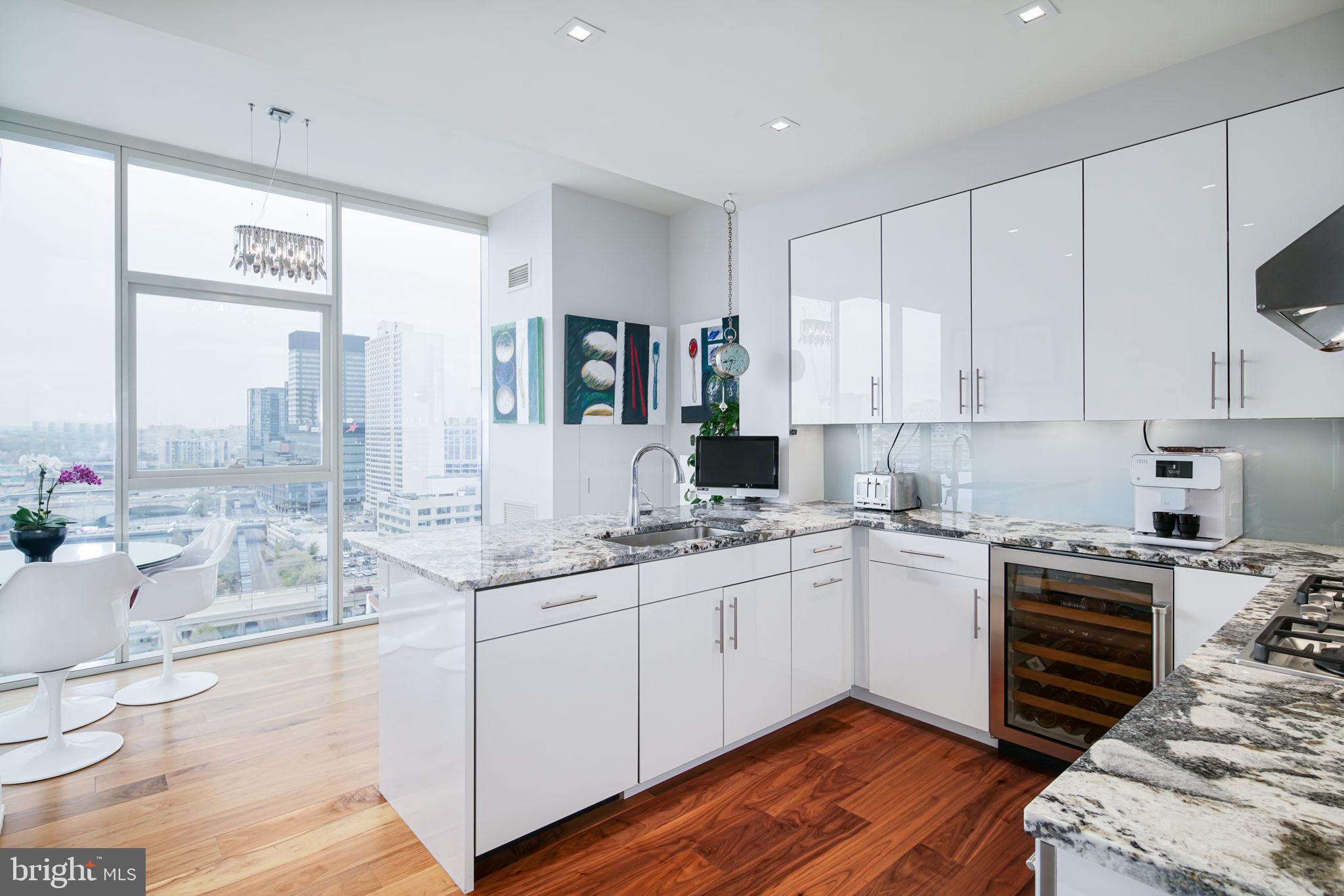 FITLER SQUARE - Residential