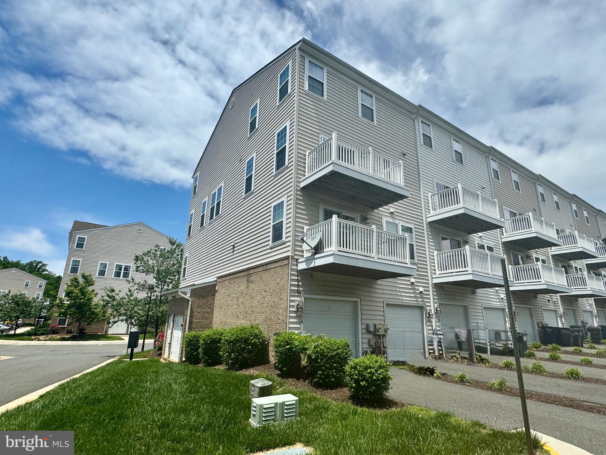 CHESTERFIELD A CONDOMINIUM - Residential Lease