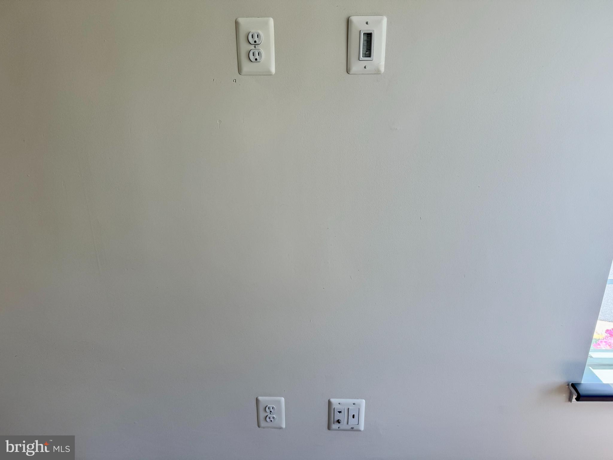 CHESTERFIELD A CONDOMINIUM - Residential Lease