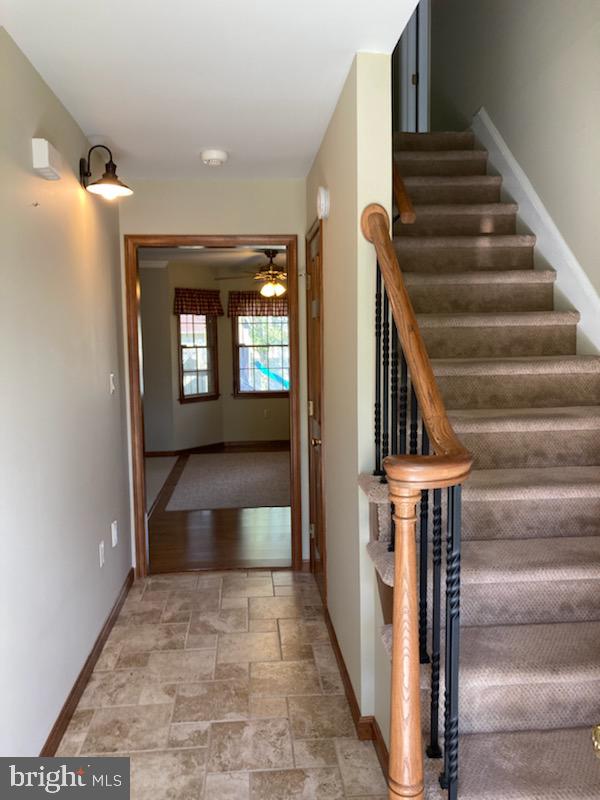 GRANBYS COVE - Residential