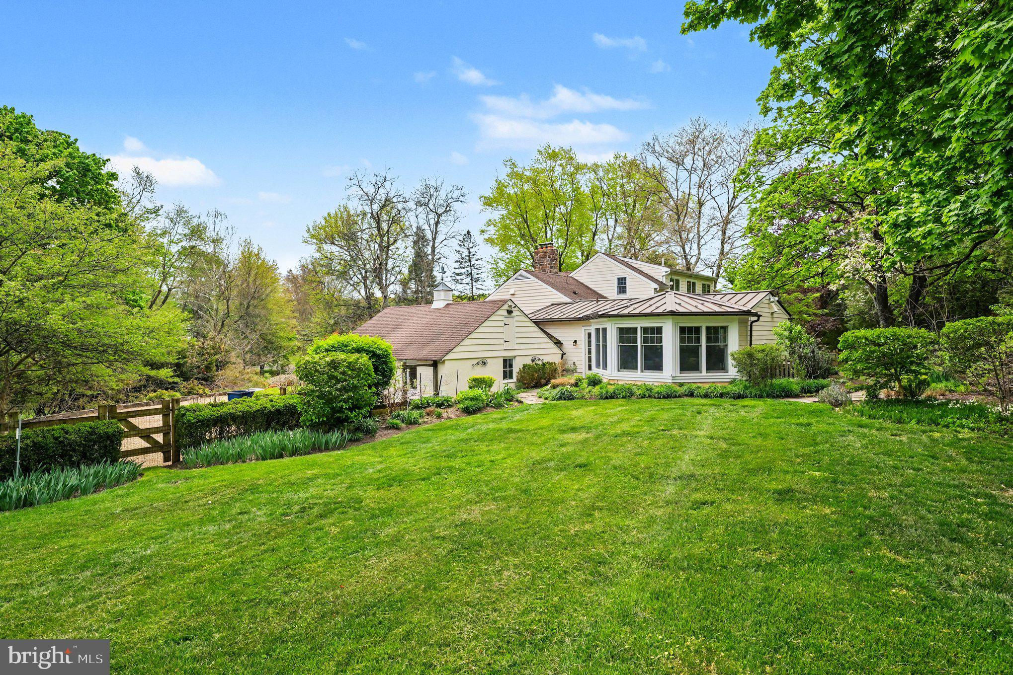 SPRING VALLEY - Residential