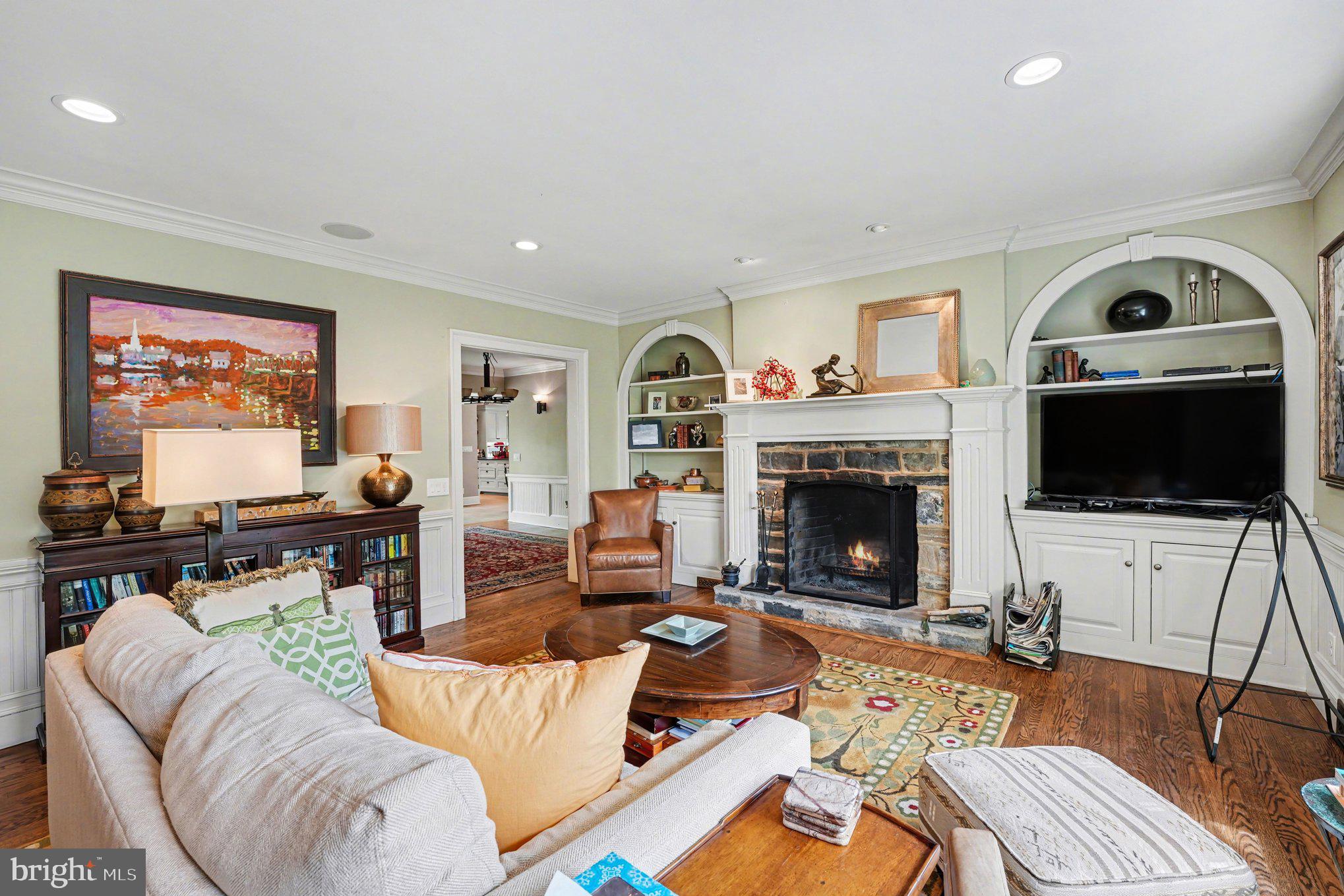 SPRING VALLEY - Residential