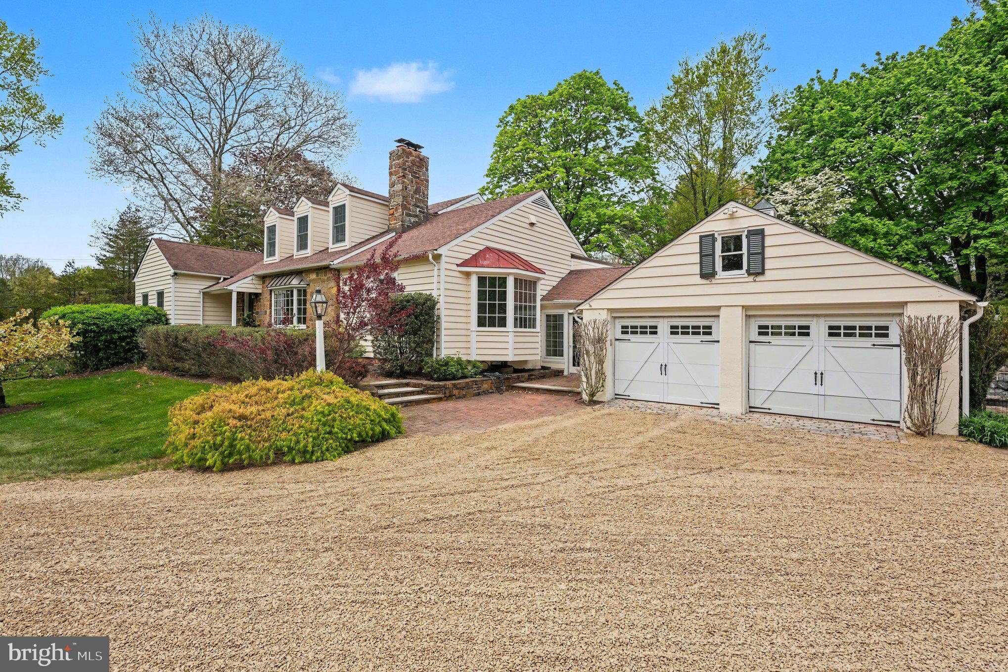 SPRING VALLEY - Residential
